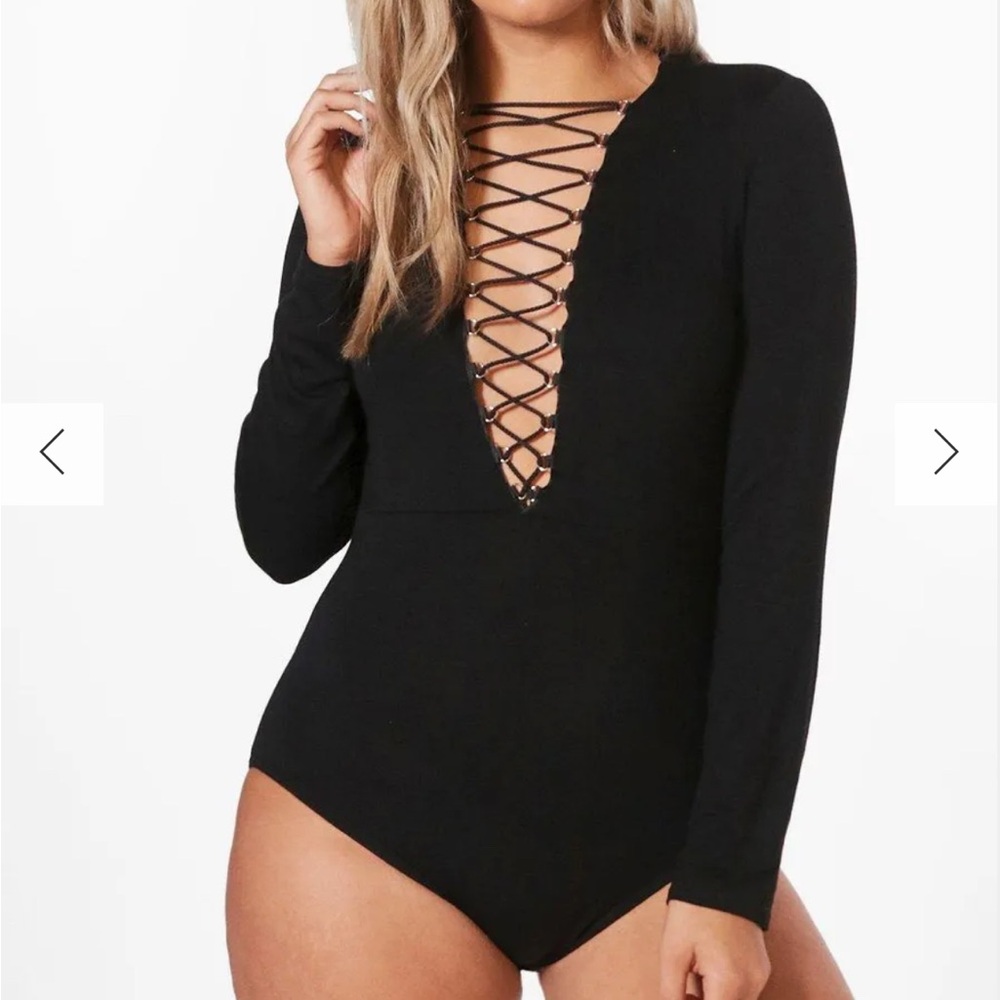 Boohoo Black Lace-Up Bodysuit sm